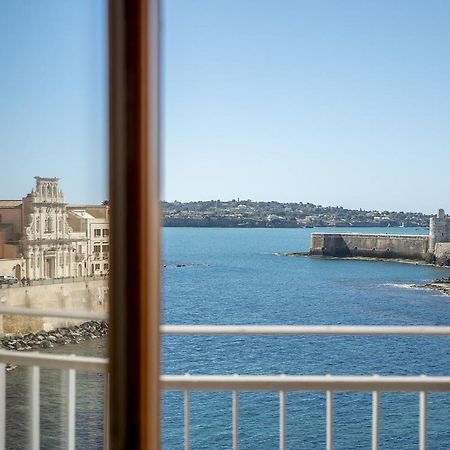 Ortigia Seafront Apartment By Wonderful Italy Szirakúza Kültér fotó