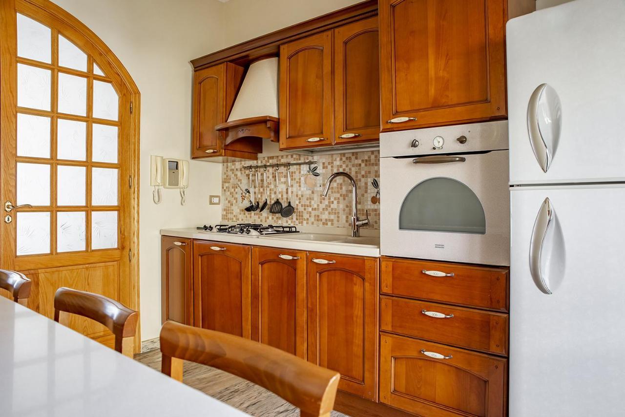 Ortigia Seafront Apartment By Wonderful Italy Szirakúza Kültér fotó