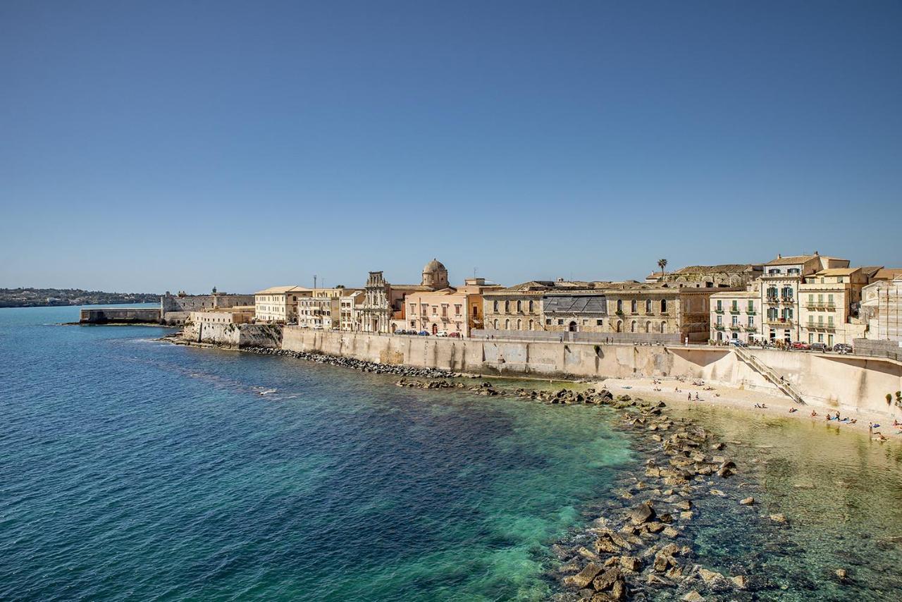 Ortigia Seafront Apartment By Wonderful Italy Szirakúza Kültér fotó