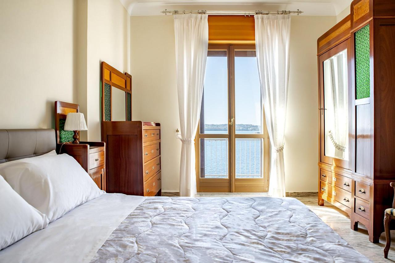 Ortigia Seafront Apartment By Wonderful Italy Szirakúza Kültér fotó